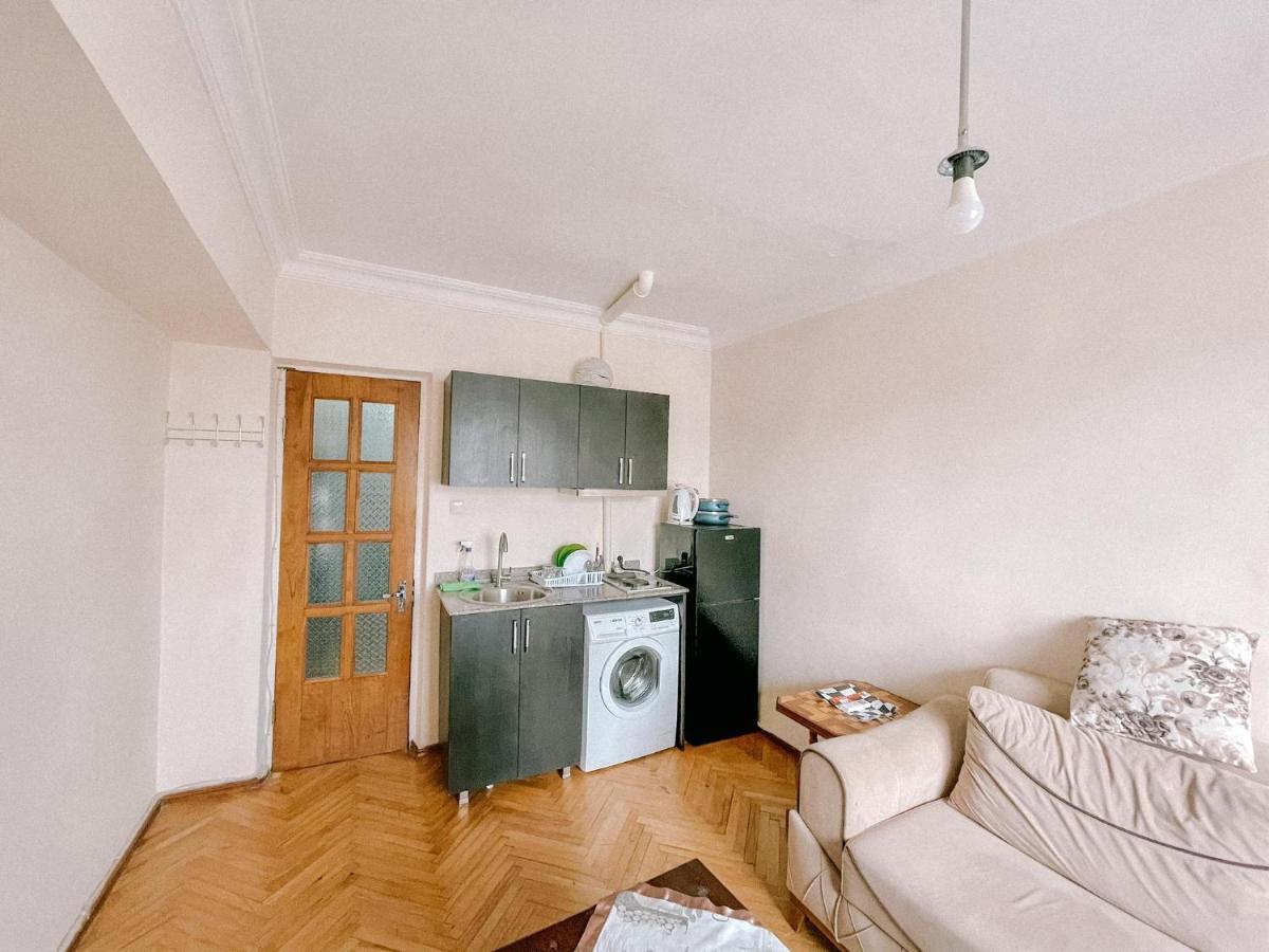 Naira Apartment Батуми Экстерьер фото