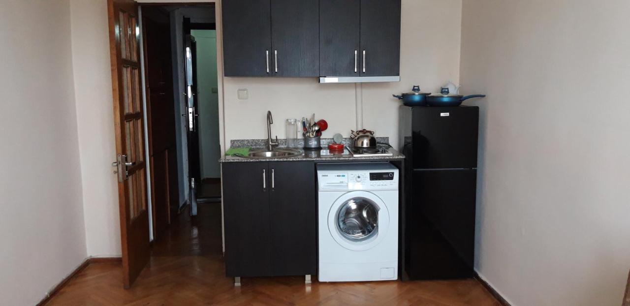 Naira Apartment Батуми Экстерьер фото