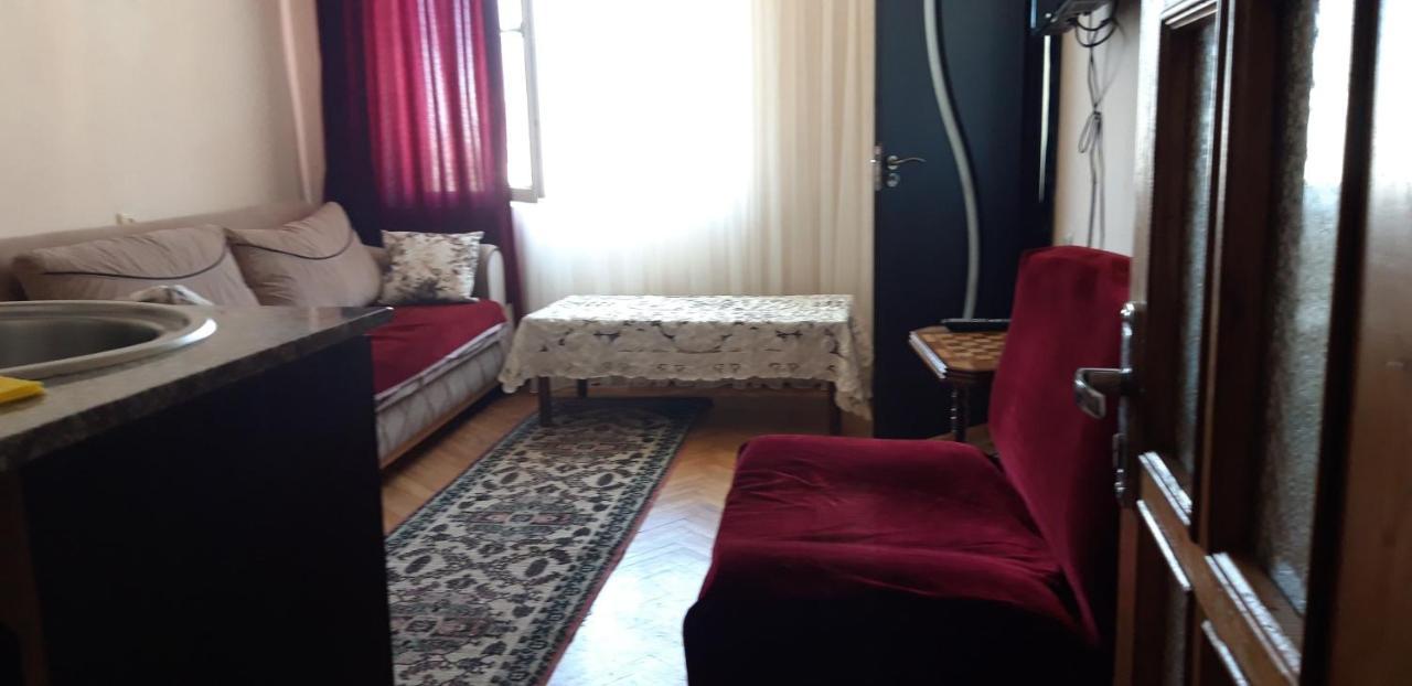 Naira Apartment Батуми Экстерьер фото